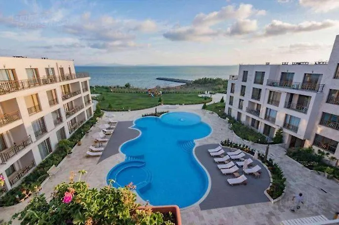 Апартамент Sea Panorama - Diamond Sarafovo